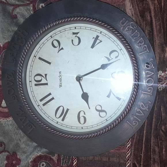 🌺WESTCLOX LIVE LOVE LAUGH WALL Clock - Picture 1 of 4